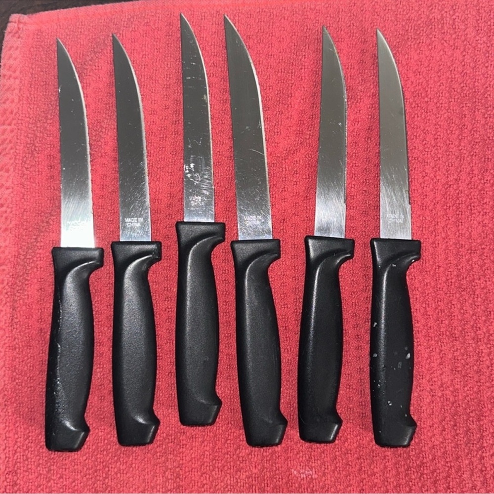 Chefmate Set of Six Black Handle Steak Knives